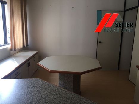 Foto 4 do(a) Sala / Conjunto Comercial false à venda em Centro, Florianópolis