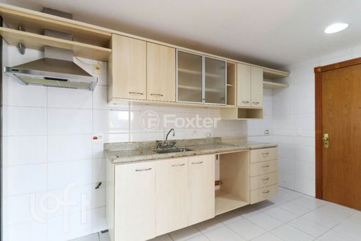 Foto 12 do(a) Apartamento de 3 quartos à venda em Petrópolis, Porto Alegre