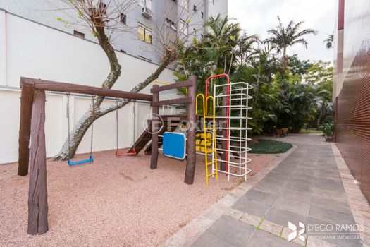 Foto 34 do(a) Apartamento de 3 quartos à venda em Petrópolis, Porto Alegre