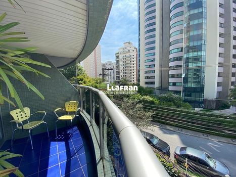 Foto 23 do(a) Apartamento de 3 quartos à venda em Real Parque, São Paulo