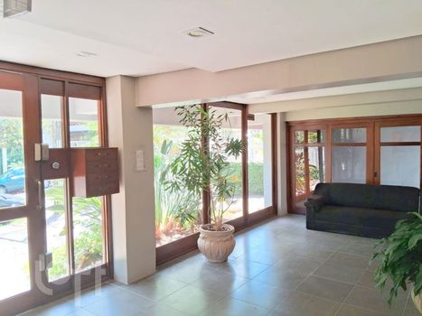 Foto 19 do(a) Apartamento de 3 quartos à venda em Petrópolis, Porto Alegre