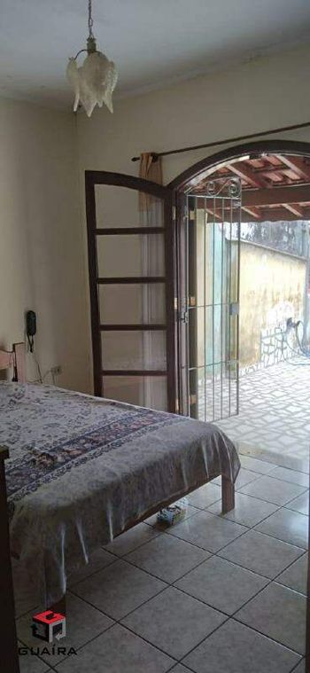 Foto 9 do(a) Casa de 3 quartos à venda em Vila Junqueira, Santo André