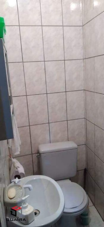 Foto 17 do(a) Casa de 3 quartos à venda em Vila Junqueira, Santo André