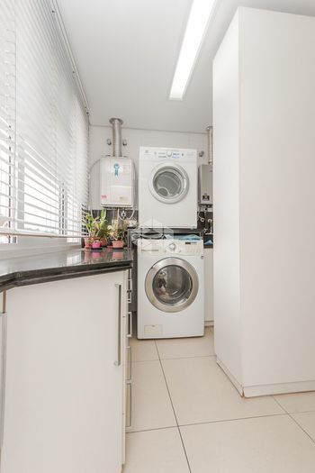 Foto 19 do(a) Casa em Condomínio de 4 quartos à venda em Jardim Carvalho, Porto Alegre