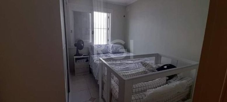 Foto 17 do(a) Casa de 4 quartos à venda em Guarujá, Porto Alegre