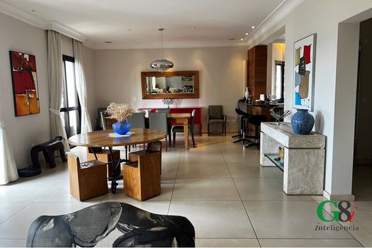 Foto 10 do(a) Apartamento de 4 quartos à venda em Moema, São Paulo