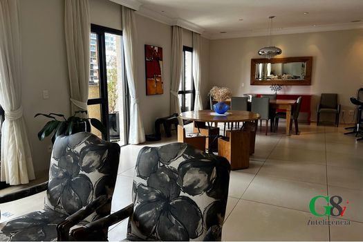Foto 9 do(a) Apartamento de 4 quartos à venda em Moema, São Paulo