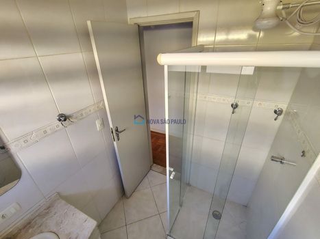 Foto 20 do(a) Casa de 3 quartos à venda em Cidade Vargas, São Paulo