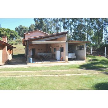 Foto 1 do(a) Fazenda / Sítio / Chácara de 4 quartos à venda em null, Joanópolis