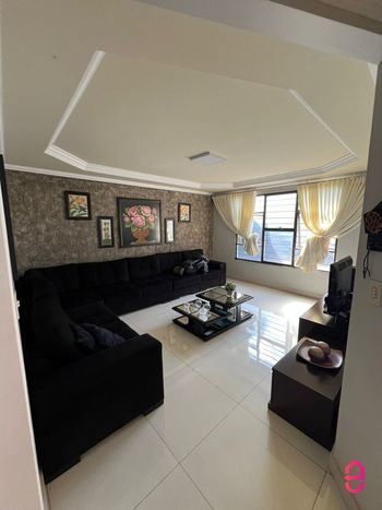 Foto 4 do(a) Casa de 3 quartos à venda em Vila Rezende, Goiânia