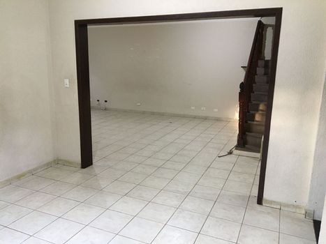 Foto 4 do(a) Casa de 6 quartos à venda em Jardim City, Guarulhos