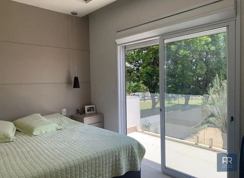 Foto 6 do(a) Casa em Condomínio de 4 quartos à venda em Alto Umuarama, Uberlândia
