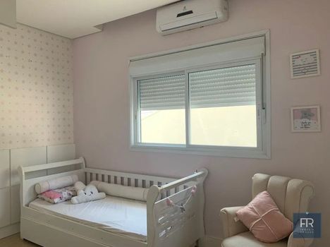Foto 11 do(a) Casa em Condomínio de 4 quartos à venda em Alto Umuarama, Uberlândia