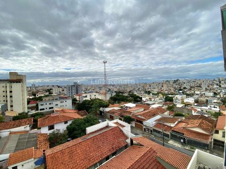 Foto 7 do(a) Cobertura de 3 quartos para alugar em Jardim América, Belo Horizonte