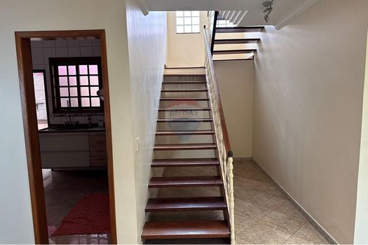 Foto 13 do(a) Casa de 6 quartos à venda em Bangu, Rio de Janeiro