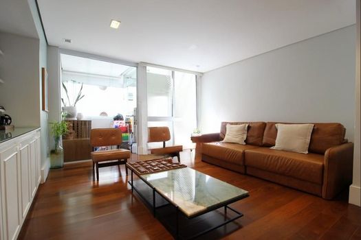 Foto 1 do(a) Apartamento de 3 quartos à venda em Indianópolis, São Paulo
