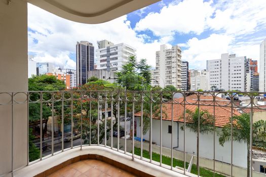 Foto 9 do(a) Apartamento de 2 quartos à venda em Itaim Bibi, São Paulo