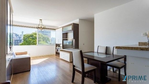 Foto 4 do(a) Flat de 2 quartos à venda em Petrópolis, Porto Alegre