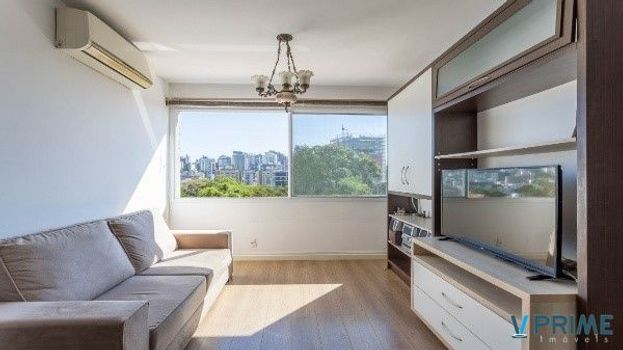 Foto 1 do(a) Flat de 2 quartos à venda em Petrópolis, Porto Alegre