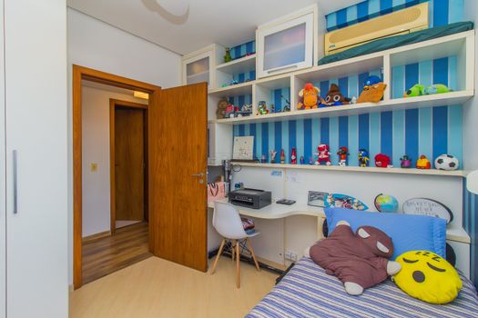 Foto 16 do(a) Cobertura de 3 quartos à venda em Passo da Areia, Porto Alegre