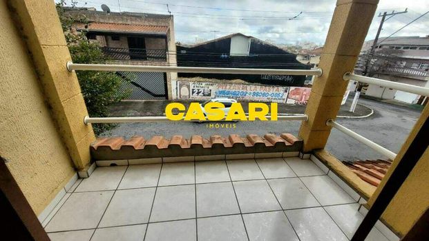 Foto 31 do(a) Casa de 3 quartos à venda em Jardim Las Vegas, Santo André