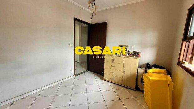 Foto 15 do(a) Casa de 3 quartos à venda em Jardim Las Vegas, Santo André