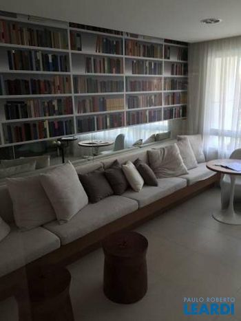 Foto 3 do(a) Apartamento false à venda em Pinheiros, São Paulo