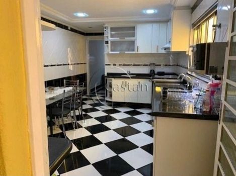 Foto 1 do(a) Casa de 3 quartos à venda em Vila Tolstoi, São Paulo