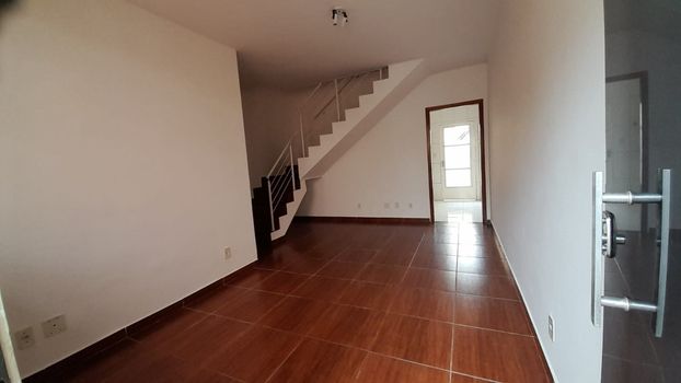 Foto 4 do(a) Casa de 2 quartos à venda em Parque Turistas, Contagem