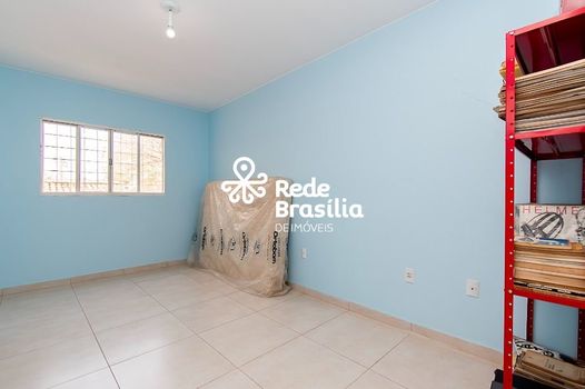 Foto 36 do(a) Casa de 4 quartos à venda em Guará II, Brasília