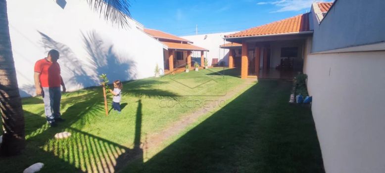 Foto 3 do(a) Casa de 3 quartos à venda em Jardim Parati, Jaú