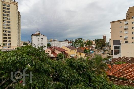 Foto 13 do(a) Apartamento de 2 quartos à venda em Passo da Areia, Porto Alegre
