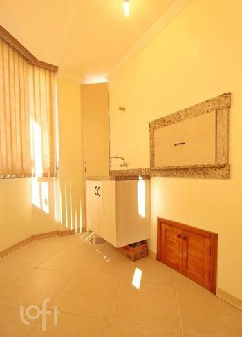 Foto 3 do(a) Apartamento de 2 quartos à venda em Boa Vista, Porto Alegre