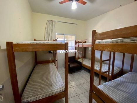 Foto 3 do(a) Casa de 6 quartos à venda em Muquiçaba, Guarapari