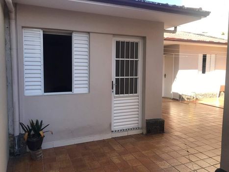 Foto 22 do(a) Casa de 5 quartos à venda em Vila Brasilina, São Paulo