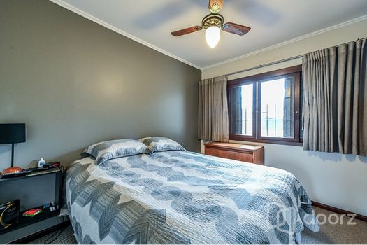 Foto 30 do(a) Casa em Condomínio de 4 quartos à venda em Três Figueiras, Porto Alegre