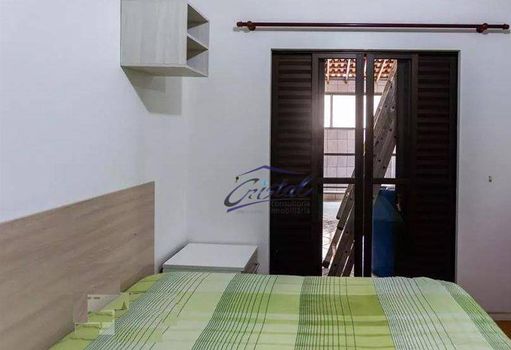 Foto 14 do(a) Casa de 5 quartos à venda em Vila Yolanda, Osasco