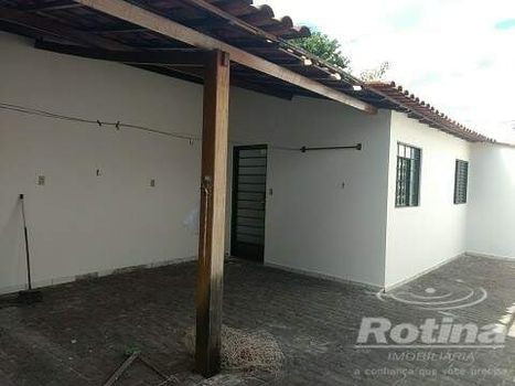Foto 5 do(a) Casa de 6 quartos à venda em Bom Jesus, Uberlândia