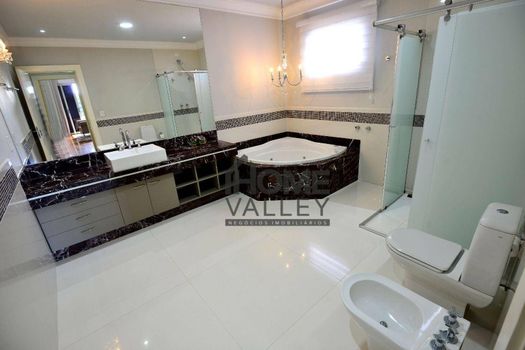 Foto 3 do(a) Casa em Condomínio de 4 quartos à venda em Chácara Flora, Valinhos