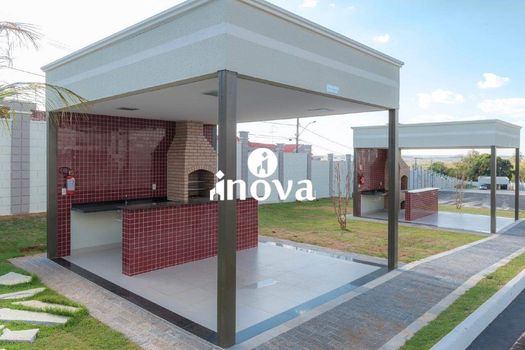 Foto 3 do(a) Apartamento de 2 quartos à venda em Fabrício, Uberaba