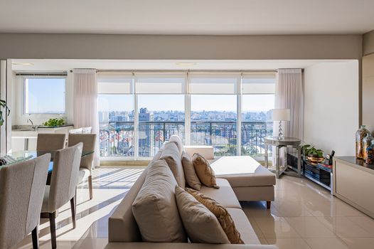 Foto 3 do(a) Apartamento de 3 quartos à venda em Jardim Europa, Porto Alegre