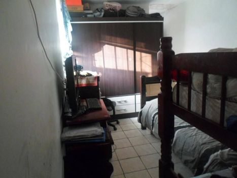 Foto 3 do(a) Casa de 1 quartos à venda em Cidade Tupinambá, Guarulhos