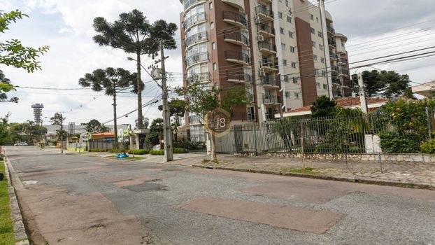 Foto 5 do(a) Loja false à venda em Mercês, Curitiba