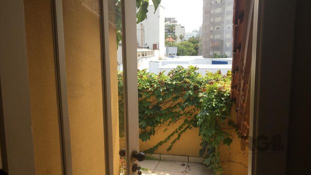 Foto 5 do(a) Apartamento de 2 quartos à venda em Moinhos de Vento, Porto Alegre