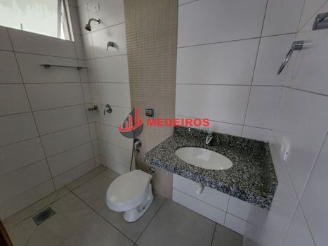 Foto 16 do(a) Apartamento de 3 quartos à venda em Zona 07, Maringá