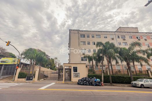 Foto 33 do(a) Apartamento de 2 quartos à venda em Jardim Itu, Porto Alegre
