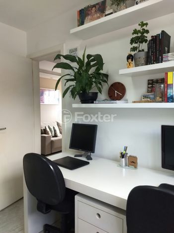 Foto 27 do(a) Apartamento de 2 quartos à venda em Jardim Itu, Porto Alegre