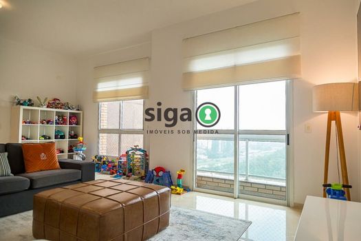 Foto 13 do(a) Apartamento de 4 quartos para alugar em Jardim Fonte do Morumbi, São Paulo