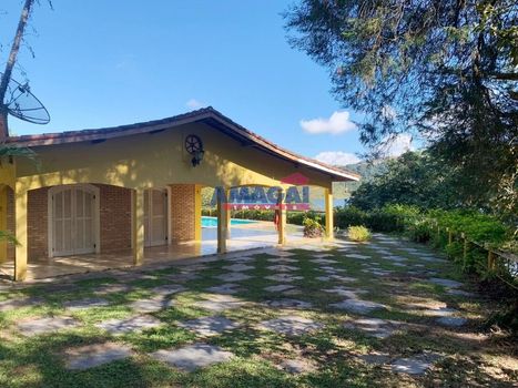 Foto 3 do(a) Fazenda / Sítio / Chácara de 3 quartos à venda em null, Igaratá