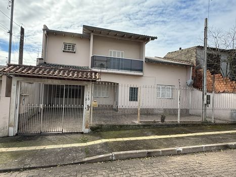 Foto 2 do(a) Casa de 3 quartos à venda em Monte Belo, Gravataí